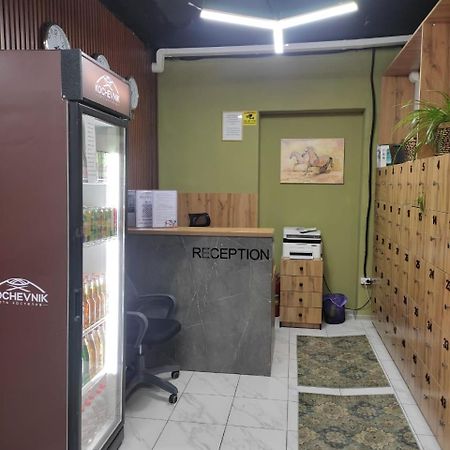 Hostel Kochevnik Capsule Hotel Almaty Luaran gambar