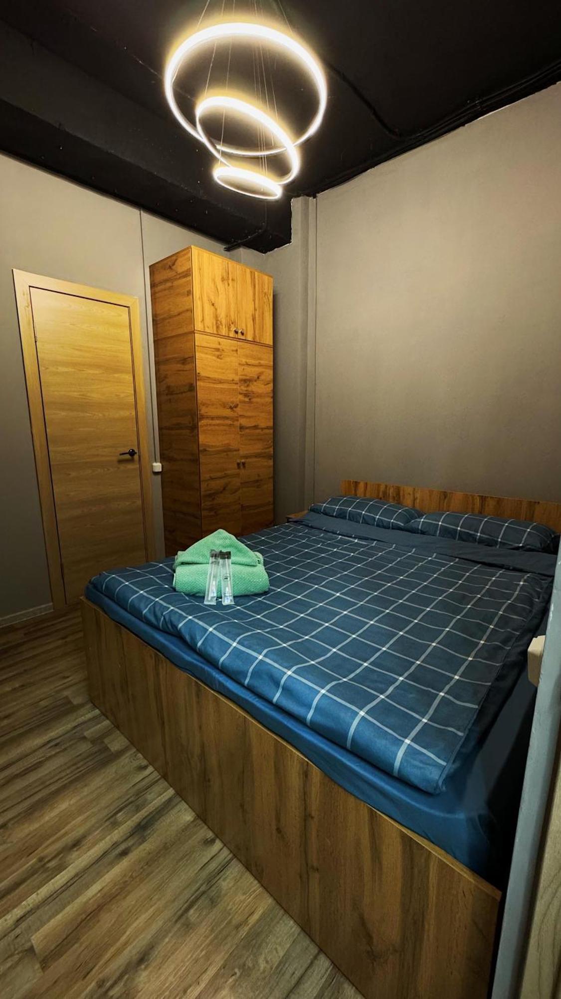 Hostel Kochevnik Capsule Hotel Almaty Luaran gambar