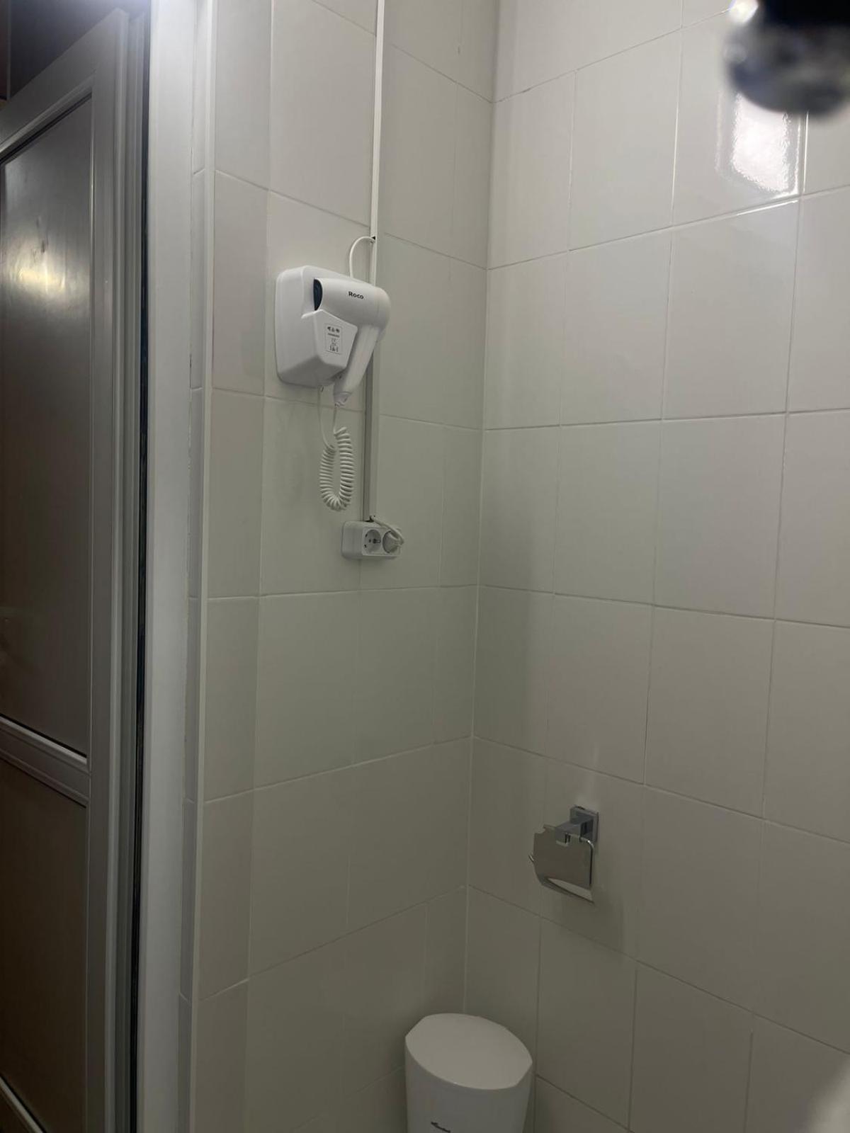 Hostel Kochevnik Capsule Hotel Almaty Luaran gambar