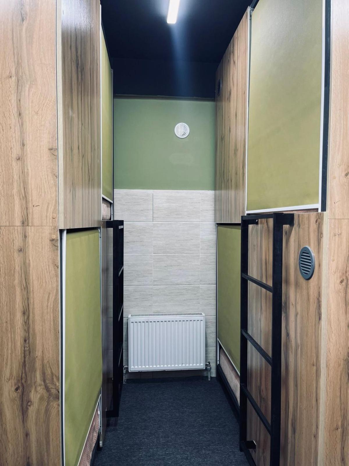 Hostel Kochevnik Capsule Hotel Almaty Luaran gambar